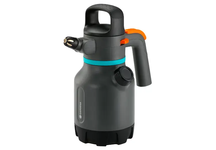 BÌNH TƯỚI CÂY ÁP SUẤT 1.25 LÍT GARDENA 11120-20