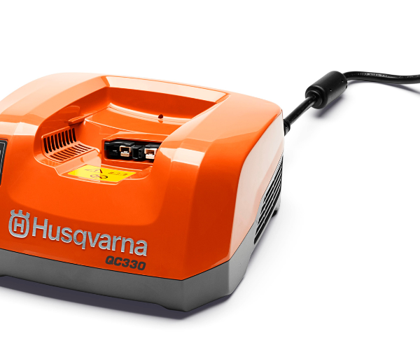 Sạc pin Husqvarna QC330